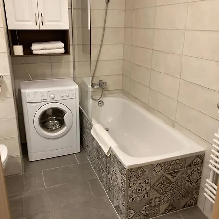 فاغابوند برودوييه 4*