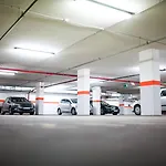 בית הארחה Swu Broadway 4*