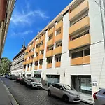 Swu Broadway Konukevi Budapeşte