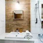 Swu Broadway Vendégház 4*