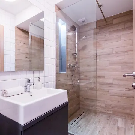 Swu Broadway Chalet Budapest