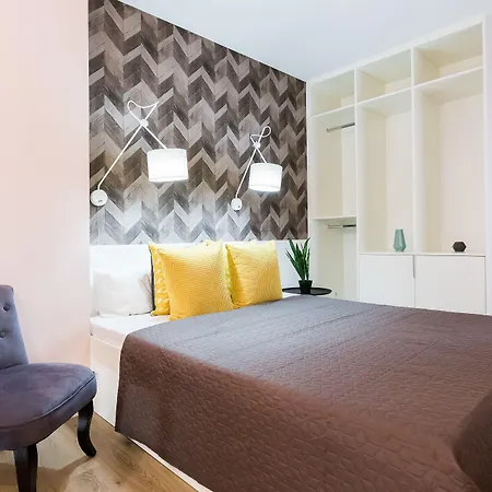 Swu Broadway Πανσιόν 4*