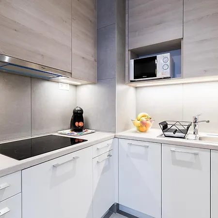 Πανσιόν Swu Broadway 4*