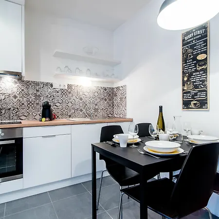 Chalet Swu Broadway Budapest